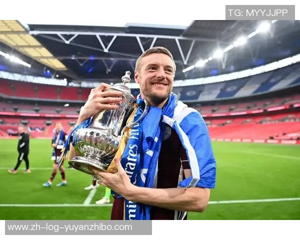 重生之路再创辉煌成为足球场上的传奇神话